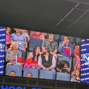 Fun on the kiss cam