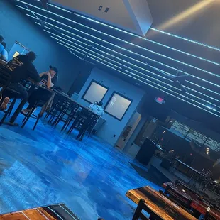 Super cool vibe and groovy lights.