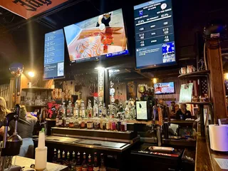 Pungo Sports Bar & Grill