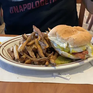 Brunch burger with egg