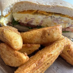 Brunch Saturday 9-2