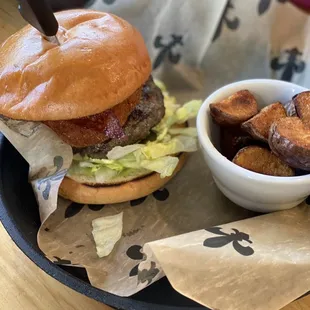 Fried Mac 'n Cheese Burger