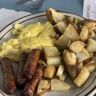 Country potatoes with sausage and scrambled eggs