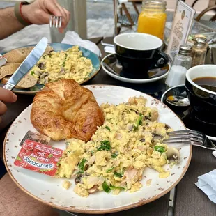 Turkey Scrambled Eggs