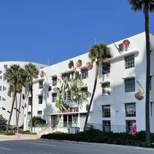 Front of building where Crema entrance is in bottom right corner of building. Right on Collins across from the Faena.