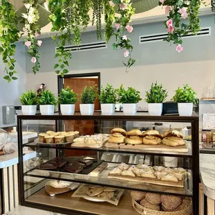 bagels, interior
