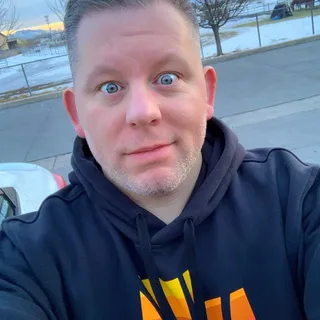 Andy M.
