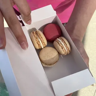 Smallest macarons in Cali...