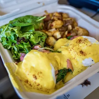 Salmon and Spinach Benedict Breakfast