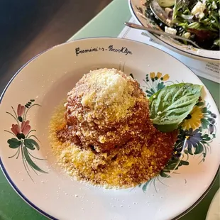 Pasta Le Marche - Fettuccine ball in meat ragu sauce