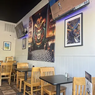 Creole Restaurant dinning area with TVs