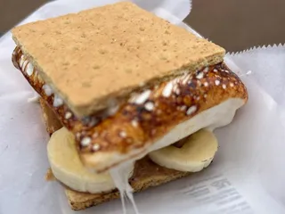Snow S'more Food Truck