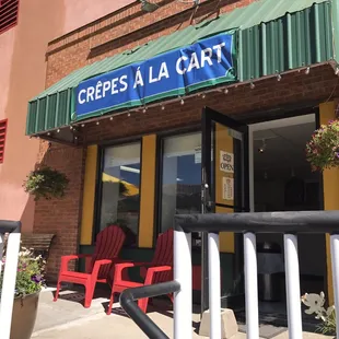 Under a minute walk from our "Original" Cart Location. In the Ridge St. Alleyway under the Grocery Store/ Post Office.