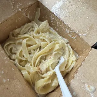 Kids Alfredo Pasta