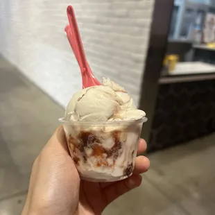 Strawberry cheesecake gelato