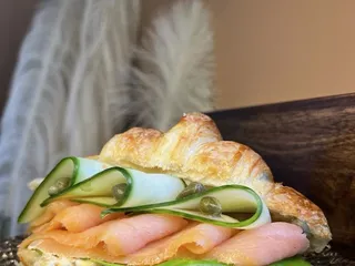 Yaz's Table Boutique Cafe & Bakery