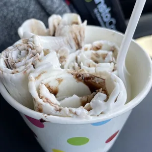 Chocolate Ice cream Roll