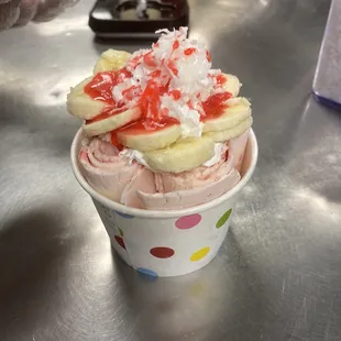 Banana Blist Ice cream roll