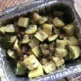 Dinner delivery - Sautéed zucchini