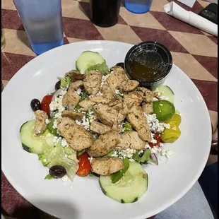 Greek Salad w/ Grilled Chicken