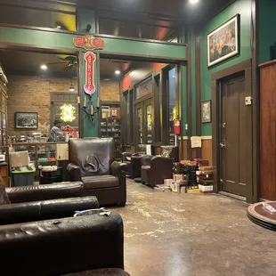 Comfortable smoking area and a great humidor.