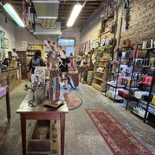 A clean, well lighted place for hoodoo.