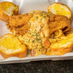 chicken with cheesy sauce