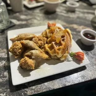 Chicken with waffle