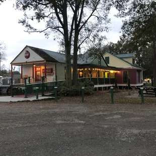 The Crevasse Restaurant 6554 LA - 44 Convent, Louisiana 70723