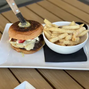 Berry Poppin Smash Burger