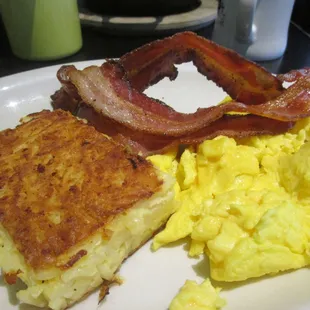 Bacon, Eggs and Hash Brown Casserole