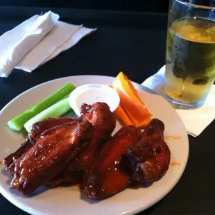 chicken, chicken wings and fried chicken, bbq chicken, bbq wings, poultry, chicken wings, food, fried chicken wings, fried chicken