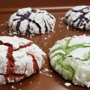 a close up of a cookie