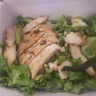 This salad has so much flavor