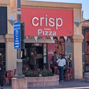 Crisp Pizza