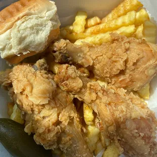 3 piece combo with a jalapeño  VERY GOOD