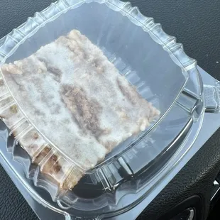 Honey bun cake