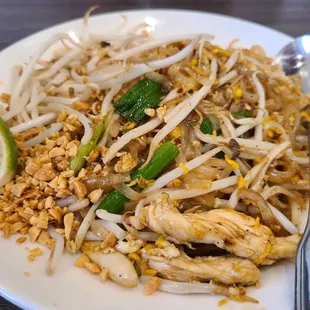 25. Pad Thai