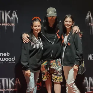 Meet and greet, Criss Angel, Tracy and Emma Campbell.