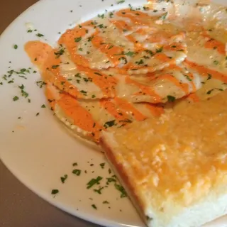 Cheese Ravioli with Red Pepper Sauce