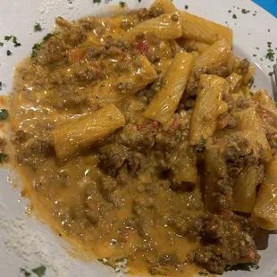 Rigatoni Bolognese