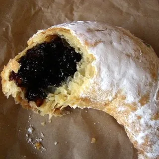 Plum Kifli