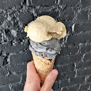 09/16/22 Buckeye Ice Cream, Cereal &amp; Milk Ice Cream, Waffle Cone