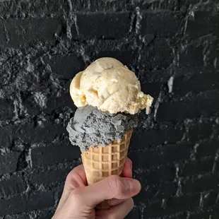09/16/22 Buckeye Ice Cream, Cereal &amp; Milk Ice Cream, Waffle Cone