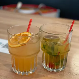 Mojito de parcha y gin con naranja