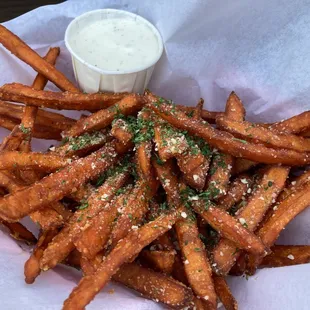 The seat potato fries here are excellent.