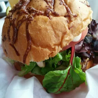 DLVRY Frank's Big Beef Bacon Burger