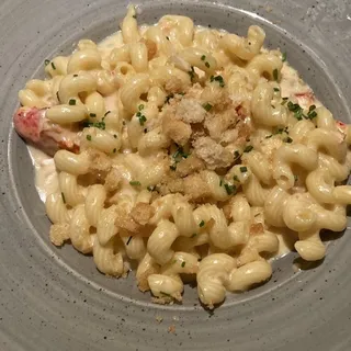 Lobster Macaroni and Cheese