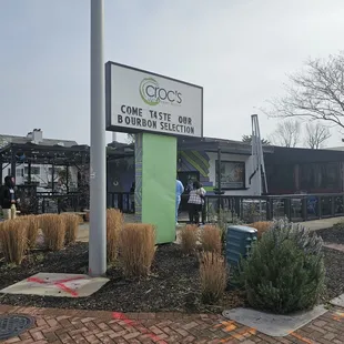 Front of Croc&apos;s