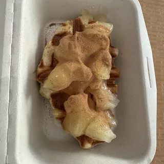Apple Cinnamon Croffles